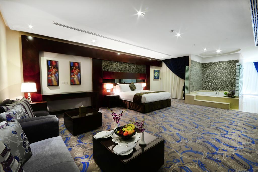 Intour Al Sahafa Hotel Rijád Szoba fotó